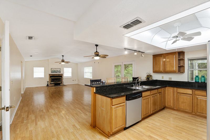 Real Estate Photographer Virtual Staging Henderson County NC