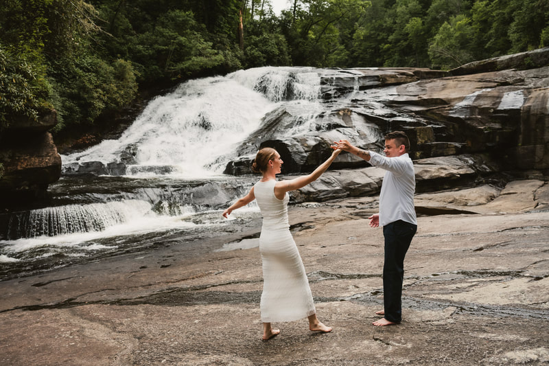 WNC engagement portraits